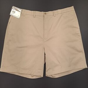Savane Motion Men's Shorts Khaki Flat Front Stretch - Size 44W